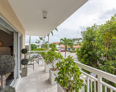 250 Bradley Place - Photo Thumbnail 14