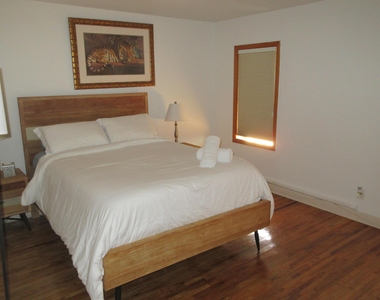 609 Isle Of Palms Drive - Photo Thumbnail 9