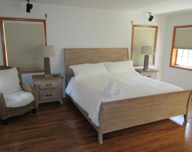 609 Isle Of Palms Drive - Photo Thumbnail 10