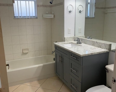 3549 Forest Hill Boulevard - Photo Thumbnail 12