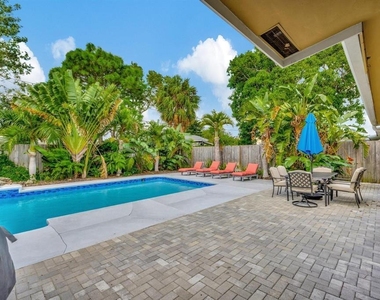 925 Ne 25th Avenue - Photo Thumbnail 36