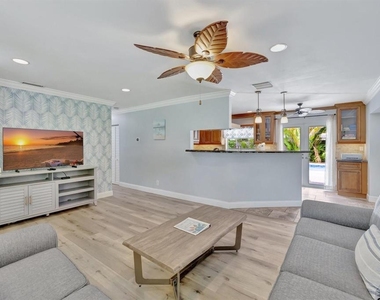 925 Ne 25th Avenue - Photo Thumbnail 4