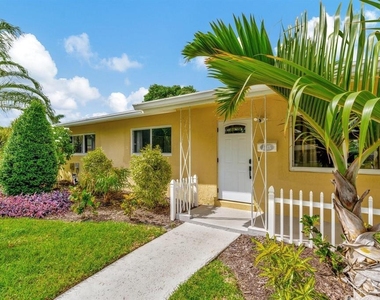 925 Ne 25th Avenue - Photo Thumbnail 1