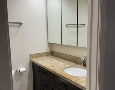 797 S Riverside Drive - Photo Thumbnail 23