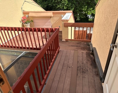 797 S Riverside Drive - Photo Thumbnail 24