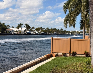 797 S Riverside Drive - Photo Thumbnail 13