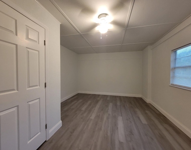 274 Se 14th Avenue - Photo Thumbnail 9