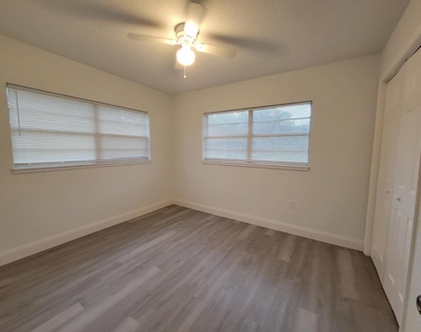 274 Se 14th Avenue - Photo Thumbnail 13