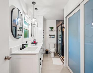 9165 Se Yacht Club Circle - Photo Thumbnail 16