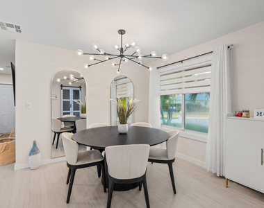 9165 Se Yacht Club Circle - Photo Thumbnail 8