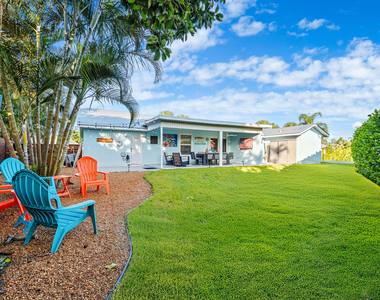 9165 Se Yacht Club Circle - Photo Thumbnail 26
