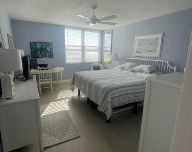 1950 Sw Palm City Road - Photo Thumbnail 5