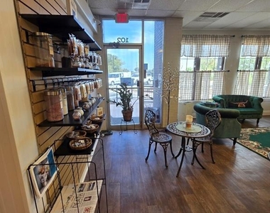 102 W Main Street - Photo Thumbnail 8