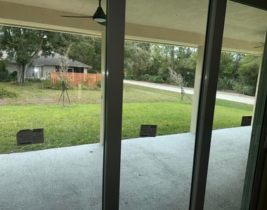 8908 101st Avenue - Photo Thumbnail 4