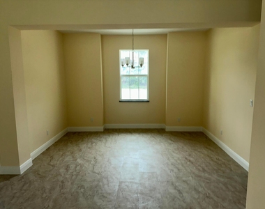 8908 101st Avenue - Photo Thumbnail 1