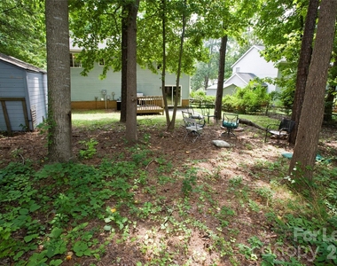 1635 Van Dyke Drive - Photo Thumbnail 23