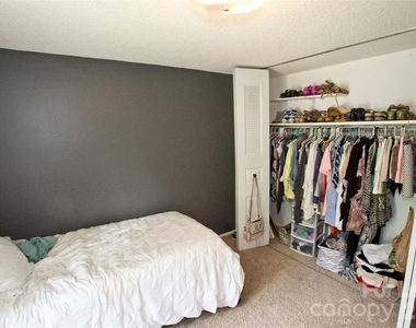 1635 Van Dyke Drive - Photo Thumbnail 17