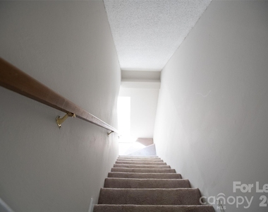 9100 Nash Avenue - Photo Thumbnail 11