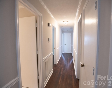 9100 Nash Avenue - Photo Thumbnail 12