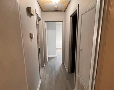 334 Brevard Street - Photo Thumbnail 5