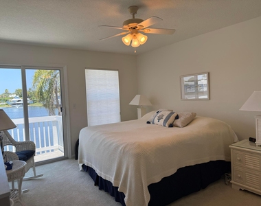 809 Ocean Dunes Circle Circle - Photo Thumbnail 9