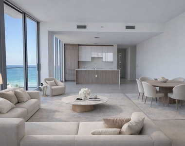 151 N Seabreeze Boulevard - Photo Thumbnail 2