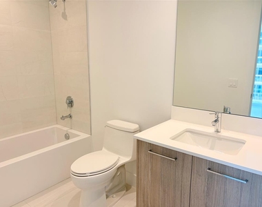 151 N Seabreeze Boulevard - Photo Thumbnail 8