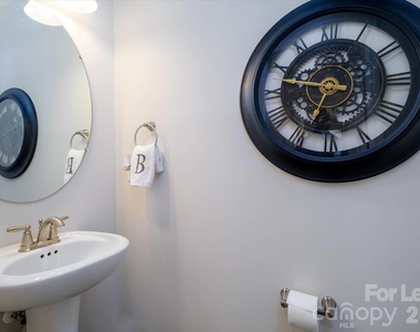 8156 Merryvale Lane - Photo Thumbnail 25
