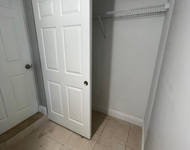 3265 E Palm Drive - Photo Thumbnail 9