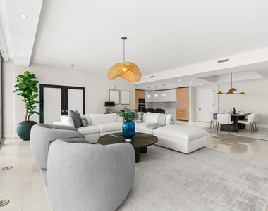 3100 N Ocean Drive - Photo Thumbnail 6