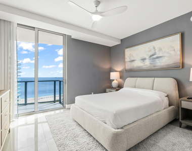 3100 N Ocean Drive - Photo Thumbnail 14