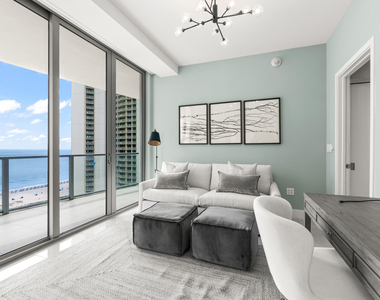 3100 N Ocean Drive - Photo Thumbnail 19