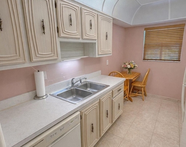 2740 Sw 22nd Avenue - Photo Thumbnail 1