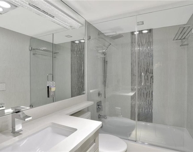 505 N Riverside Drive - Photo Thumbnail 8