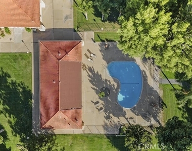 2230 Lake Park Drive - Photo Thumbnail 23