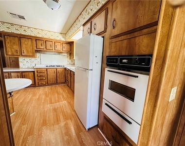 2230 Lake Park Drive - Photo Thumbnail 4