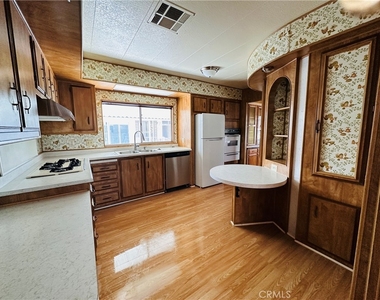 2230 Lake Park Drive - Photo Thumbnail 5