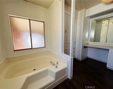2230 Lake Park Drive - Photo Thumbnail 16