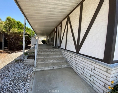 2230 Lake Park Drive - Photo Thumbnail 15
