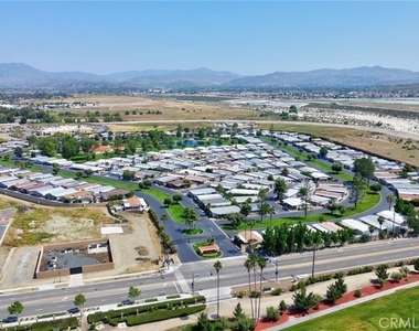 2230 Lake Park Drive - Photo Thumbnail 21