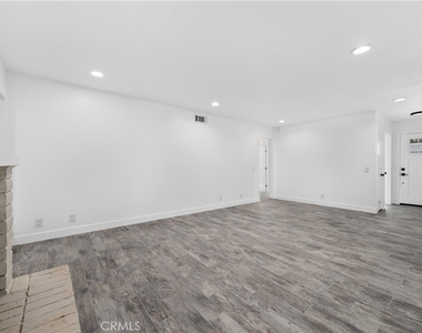 18578 Fieldbrook Street - Photo Thumbnail 4