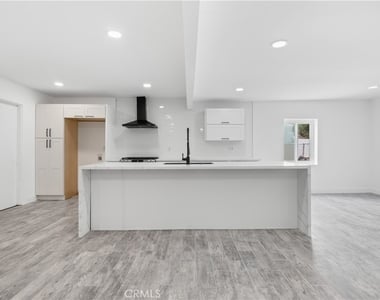 18578 Fieldbrook Street - Photo Thumbnail 5