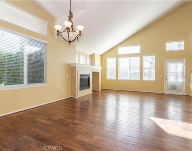 19932 Oakville Court - Photo Thumbnail 1