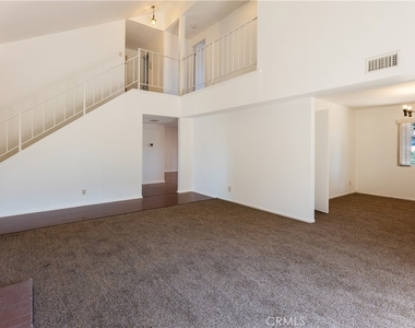 27601 Endeavor Street - Photo Thumbnail 5
