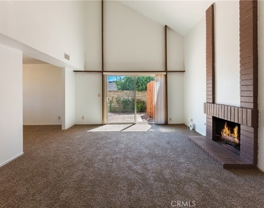 27601 Endeavor Street - Photo Thumbnail 7