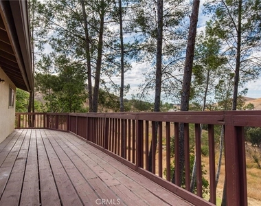 27601 Endeavor Street - Photo Thumbnail 7