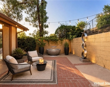 27601 Endeavor Street - Photo Thumbnail 3