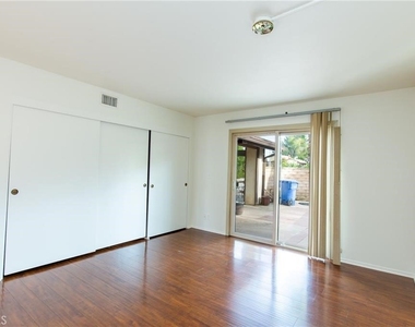 27601 Endeavor Street - Photo Thumbnail 17