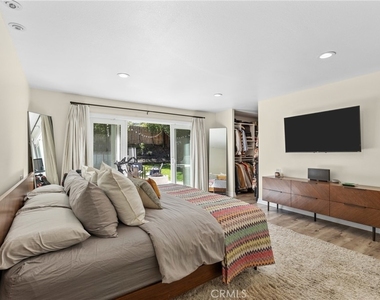22736 Margarita Drive - Photo Thumbnail 15