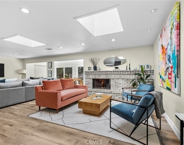 22736 Margarita Drive - Photo Thumbnail 4